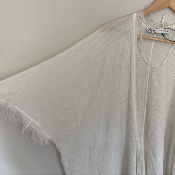 Zara White Fringed Kimono Size Medium - Picture 12 of 13